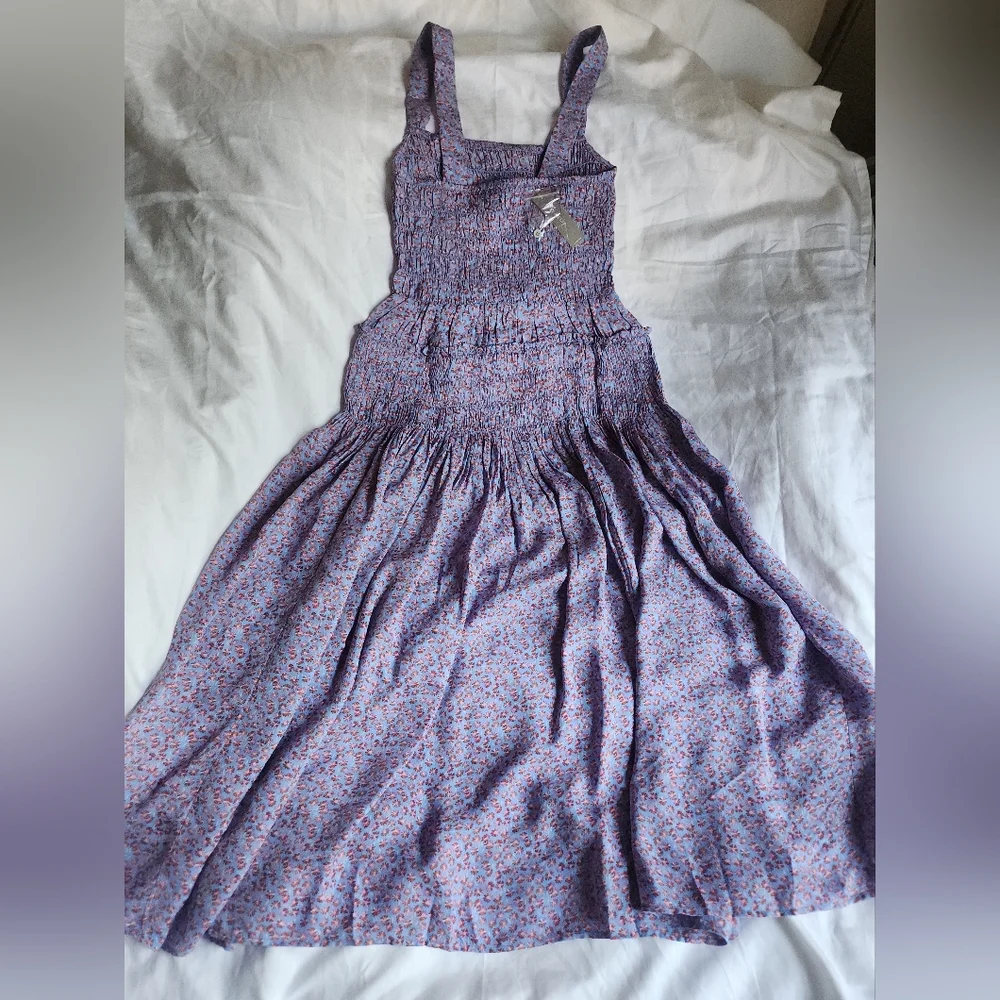 Jcrew Smocked midi dress in summer fields print Floral Purple Bnwt - Picture 2 of 13